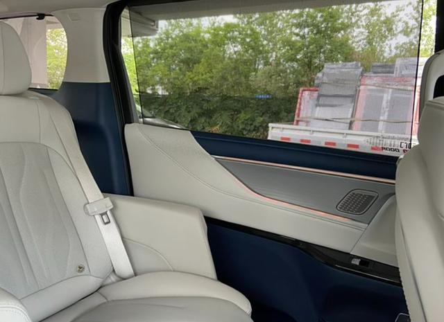 誰能拒絕一輛GL8PHEV-有駕