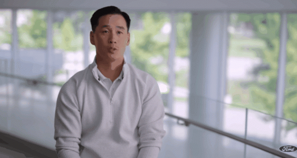 圖注：演示視頻里，他們團隊的工程師都挺年輕的